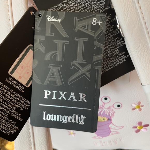 Disney Pixar backpack lights up! - Picture 4 of 5